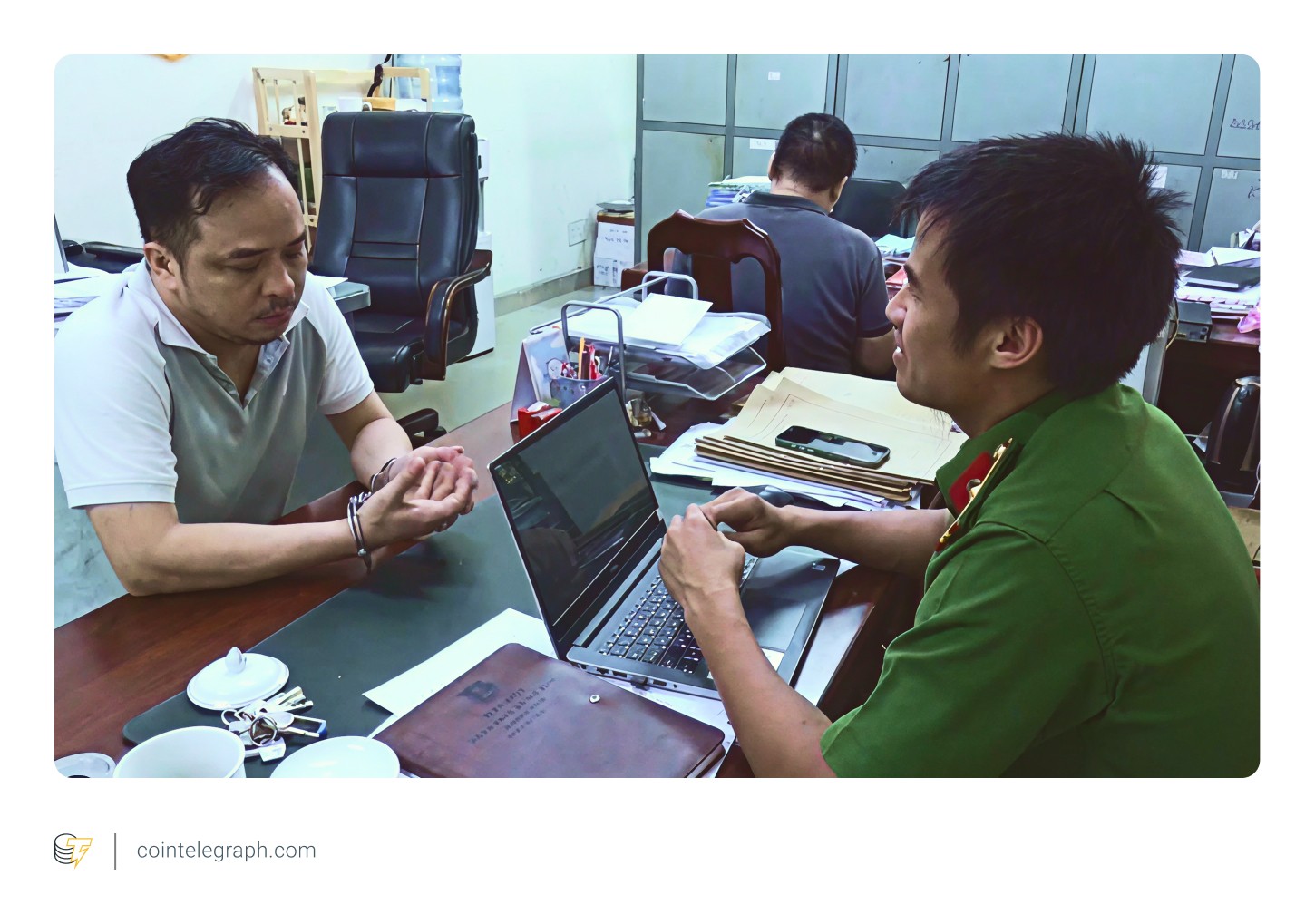 Tran Minh Quang (left), leader of the four suspects, was arrested Tran Minh Quang (left), leader of the four suspects, was arrested